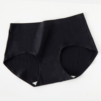 女式内裤中高腰冰丝无痕内裤女无痕平角裤夏季薄款内裤女单条装 黑色