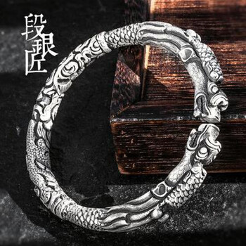 999足银バングル30g弱 一部予約販売】 999 足銀 JZZ バングル メルカリ - アクセサリー