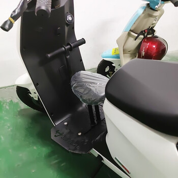 适用电动车g2f2g2sf2s前置儿童座椅中置宝宝安全座椅改装配件小牛g2g