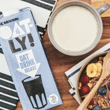 oatly噢麥力咖啡大師燕麥奶穀物飲料巧克力植物蛋白飲品北歐進口營養