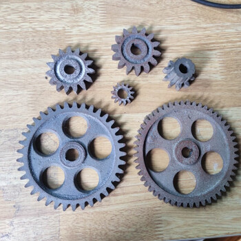 丰崟巨鑫白水寺白水圣龙面条机配件铸铁齿轮装压面机零件耐磨单个 37