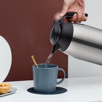 膳魔师家用保温壶大容量暖水壶不锈钢热水瓶真空THV-2000咖啡色(CBW)-2L