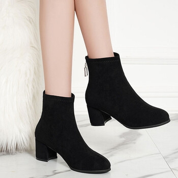 秋冬新款绒面短靴女时尚气质粗跟短靴百搭时装靴高跟马丁靴女黑色39