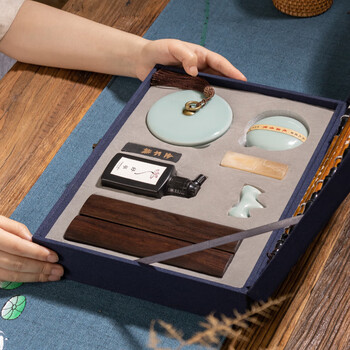 張小鳳文房四宝套装毛笔套装初学者小学生笔墨纸砚套装书法礼物书法套装节日新年礼盒【皓月千里礼盒】