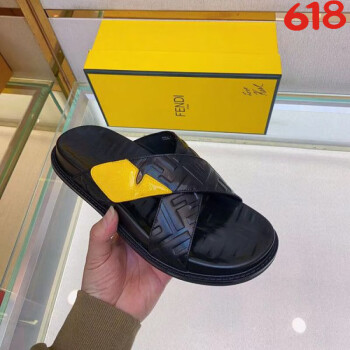 ダブル／ミストブルー お値下げ FENDI サンダル size37 24㎝ 未使用品