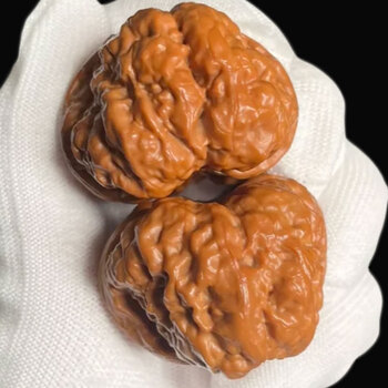 48蛤蟆头 クルミ文玩核桃 文玩核桃 蛤蟆? 48蛤蟆头 クルミ文玩核桃 蛤蟆核桃价格报价行情-