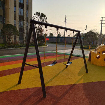 小区荡秋千 户外荡秋千组合幼儿园大型铁艺秋千架成人小区庭院跷跷板