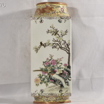 清乾隆蒔金琺瑯彩万花柄六方花瓶 陶磁器 装飾品 現代工芸品美術品 置物 年末のプロモーション 清乾隆琺瑯彩飄花黄地花鳥四方瓶景徳鎮