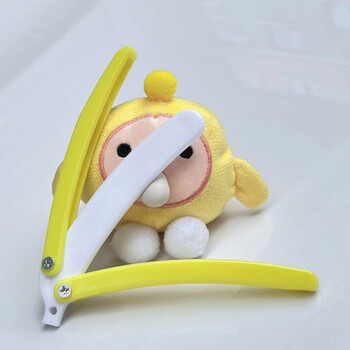 香蕉蝴蝶刀解压玩具香蕉水果玩具甩手刀训练萝卜刀平替塑料水果刀