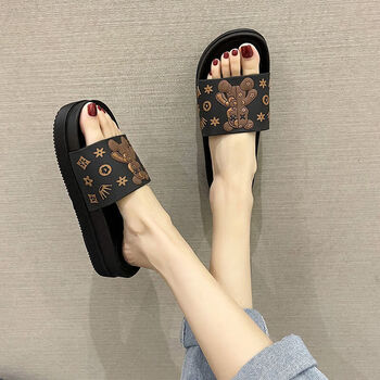 石头小猪坡跟拖鞋女夏季新款超软厚底高跟时尚百搭网红凉拖鞋防臭黑色