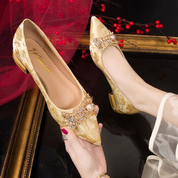 鞋子婚礼鞋平底防滑软底金色龙凤扣中式秀禾鞋婚鞋女2023 金色双喜扣