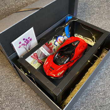 送男朋友的法拉利车模118模型仿真跑车合金汽车生日礼物送男生法拉利