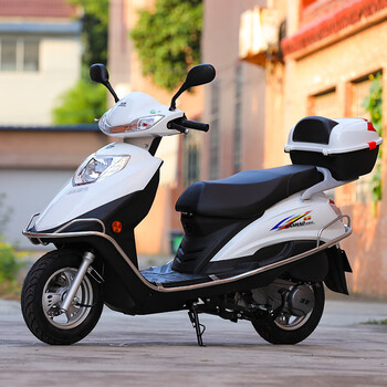 全新国标国四踏板摩托车电喷省油125cc燃油可上牌女装整车白色豪华版