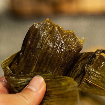 恬女神贵州三月粑甜藤粑糯糯棉菜黄蒿糯米糍粑贵州特产手工夹心花生