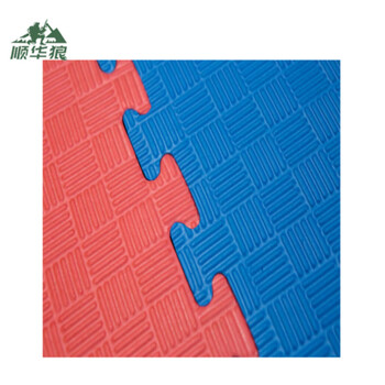 顺华狼跆拳道地垫训练瑜伽垫泡沫拼接地垫运动地垫100*100*2.0cm红蓝色 顺华狼跆拳道地垫训练瑜伽垫泡沫拼接地垫运动地垫100*100*2.0cm红蓝色