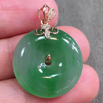 源头翡翠飘绿平安扣吊坠18k金镶钻缅甸天然翡翠玉石挂件女士珠宝首饰