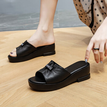 妲妮妃卡迪高女鞋凉鞋软皮拖鞋女厚底外穿夏女士凉鞋牛皮坡跟凉拖中年