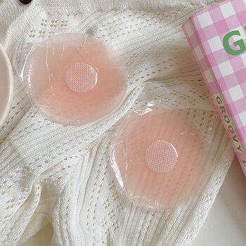 防走光贴菇娘家夏日bi备~硅胶乳贴防凸隐形胸贴薄款防走光贴合婚纱