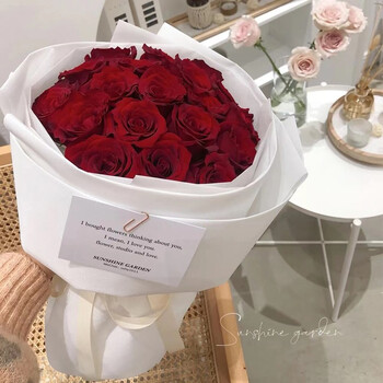 鲜花情人节同城配送速递玫瑰鲜花苹果草莓车厘子旺仔水果花束礼盒送女友闺蜜男生老婆生日礼物全国同城花店19朵红玫瑰俄罗斯圆形花束 苹果小夜灯同城配送支持预约日期 图片价格