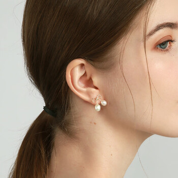 快闪暴走族mobs淡水珍珠耳环女时尚感大气耳饰网红耳钉送女友蝴蝶结