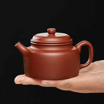 宜興紫砂茶壷（底款「施小馬製」） 宜興紫砂茶壷（底款「施小馬製」）