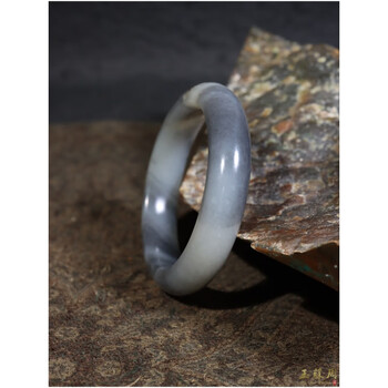 天然石　高級水墨青花籽料 バングル(手镯) 天然石 高級水墨青花籽料 バングル(手镯) 逸品