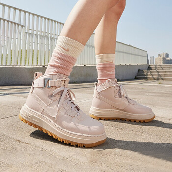 0高帮女鞋运动休闲鞋 dc3584-200 38