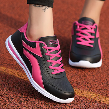 足力健中年女鞋秋季皮面防水运动鞋防滑软底妈妈鞋中老年休闲旅游 a