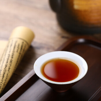 長盛川茶叶黑茶 经典青砖茶180g罐装 2019年老料内蒙奶茶砖茶切块自己喝 長盛川茶叶黑茶 经典青砖茶180g罐装 2019年老料内蒙奶茶砖茶切块自己喝