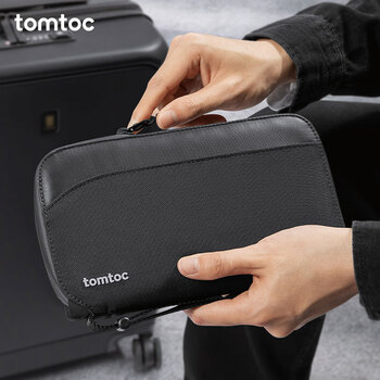 tomtoc护照包证件收纳包大容量旅行出差卡包RFID防盗刷防泼水T03