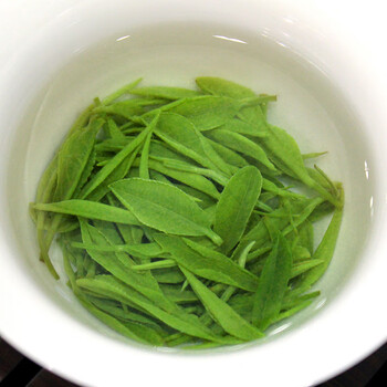 双碑绿茶信阳毛尖特级180g2026年明前新茶茶叶小罐高档礼盒装送礼送人