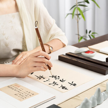 湖颖 千里江山笔挂款 文房四宝套装高端毛笔笔墨纸砚书法砚台墨条歙砚笔搁自用送礼新年礼盒热门商品