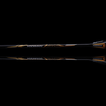 尤迪曼10U全碳素手柄连体羽毛球拍单拍黑金色拍包款 尤迪曼10U全碳素手柄连体羽毛球拍单拍黑金色拍包款