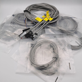 欧华远 磁性开关CS1-J/F/U/G/M气缸磁性感应开关D-A93/Z73/C73接近传感器 CS1-UN(NPN三线)常开 欧华远 磁性开关CS1-J/F/U/G/M气缸磁性感应开关D-A93/Z73/C73接近传感器 CS1-UN(NPN三线)常开