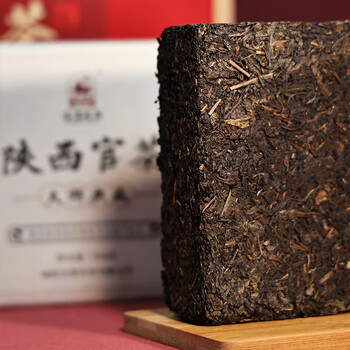 泾渭茯茶黑茶 过节礼盒 咸阳茯茶 陕西西安特产 金花茯砖茶 大师典藏 900g