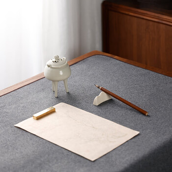 【全网低价】弘梅织绒包边毛毡 耐磨加厚书画书法毛毡布垫灰色150*80cm 文房四宝宣纸用桌布画毡垫子 【全网低价】弘梅织绒包边毛毡 耐磨加厚书画书法毛毡布垫灰色150*80cm 文房四宝宣纸用桌布画毡垫子