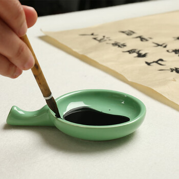 【全网低价】弘梅精品4寸陶瓷绿色墨碟 陶瓷笔架水碟小砚台 文房四宝多功能笔搁笔置毛笔架子 【全网低价】弘梅精品4寸陶瓷绿色墨碟 陶瓷笔架水碟小砚台 文房四宝多功能笔搁笔置毛笔架子