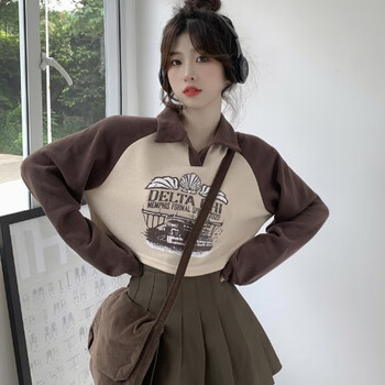 桃伊悠 露肚子卫衣女生露肚脐上衣美式复古印花polo领春秋薄款百搭