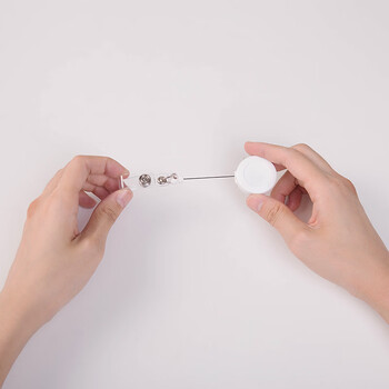 得力（deli）12只 工作牌证件卡易拉扣 可伸缩胸卡夹扣 学生胸牌 白