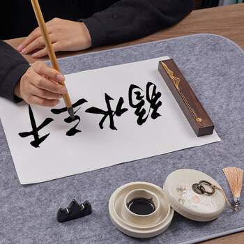 檀烨轩包边毛毡垫加厚书法垫毛笔字垫布书画专用毛毡毯桌垫初学者鼠标键盘垫毛毡布60*80cm