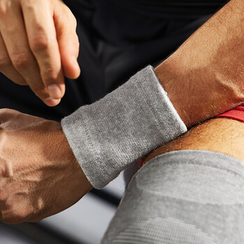 驰动夏季薄款护腕男女运动扭伤护具羽毛球篮球网球擦汗腕带2只装均码