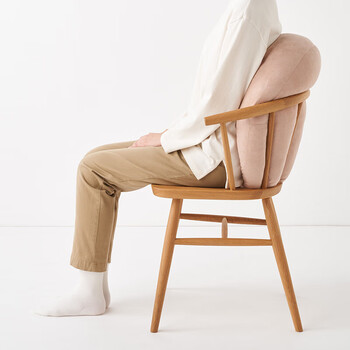 MUJI可当成腰垫使用的柔软靠垫 抱枕腰托靠枕腰靠 橙红色 55*40*20cm