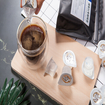 恋液糖液态复合调味料咖啡伴侣 红茶果糖球200ml(10ml*20)/袋 恋液糖液态复合调味料咖啡伴侣 红茶果糖球200ml(10ml*20)/袋