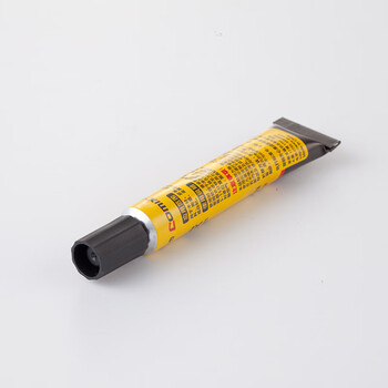 齐心(Comix)万能胶 强力胶水透明 7ml/支 办公用品凑单 工具 B2697 齐心(Comix)万能胶 强力胶水透明 7ml/支 办公用品凑单 工具 B2697