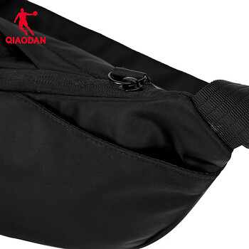 乔丹多口袋大容量斜挎包运动单肩包出游户外旅行包