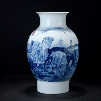 实拍图 仿古釉下彩手绘青花三羊开泰瓷瓶 景德镇工艺美术师 易平作品