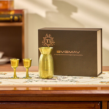 宝威玛（BVGMAV）纯钛酒具酒壶家用户外酒杯子分酒器具套装茅台白酒杯礼盒装银