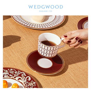 Wedgwood威基伍德金粉年华鎏金红杯碟组