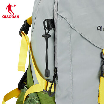 乔丹户外双肩包男女轻便徒步背包运动旅行登山包书包