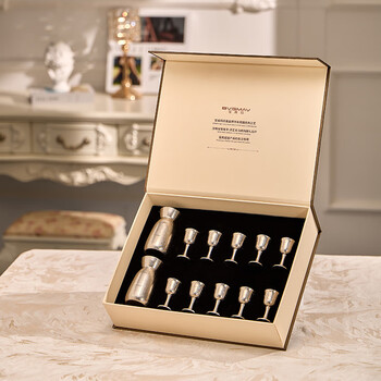 宝威玛（BVGMAV）纯钛酒具酒壶家用户外酒杯子分酒器具套装茅台白酒杯礼盒装银